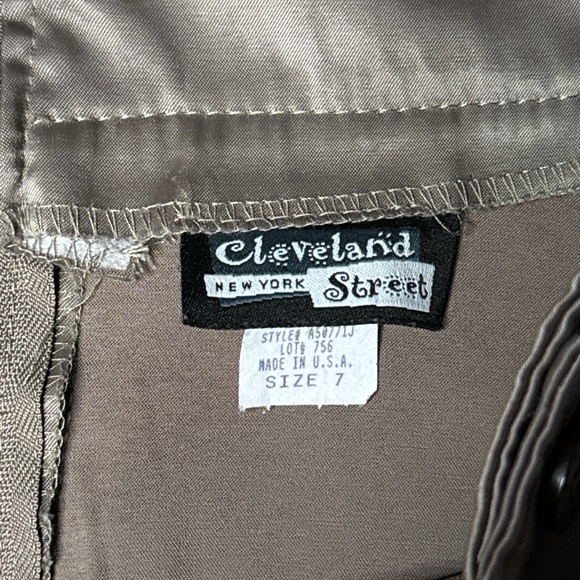 Cleveland Street women’s copper silver mini skirt size 7 satin zip up skirt y2k - Picture 5 of 7